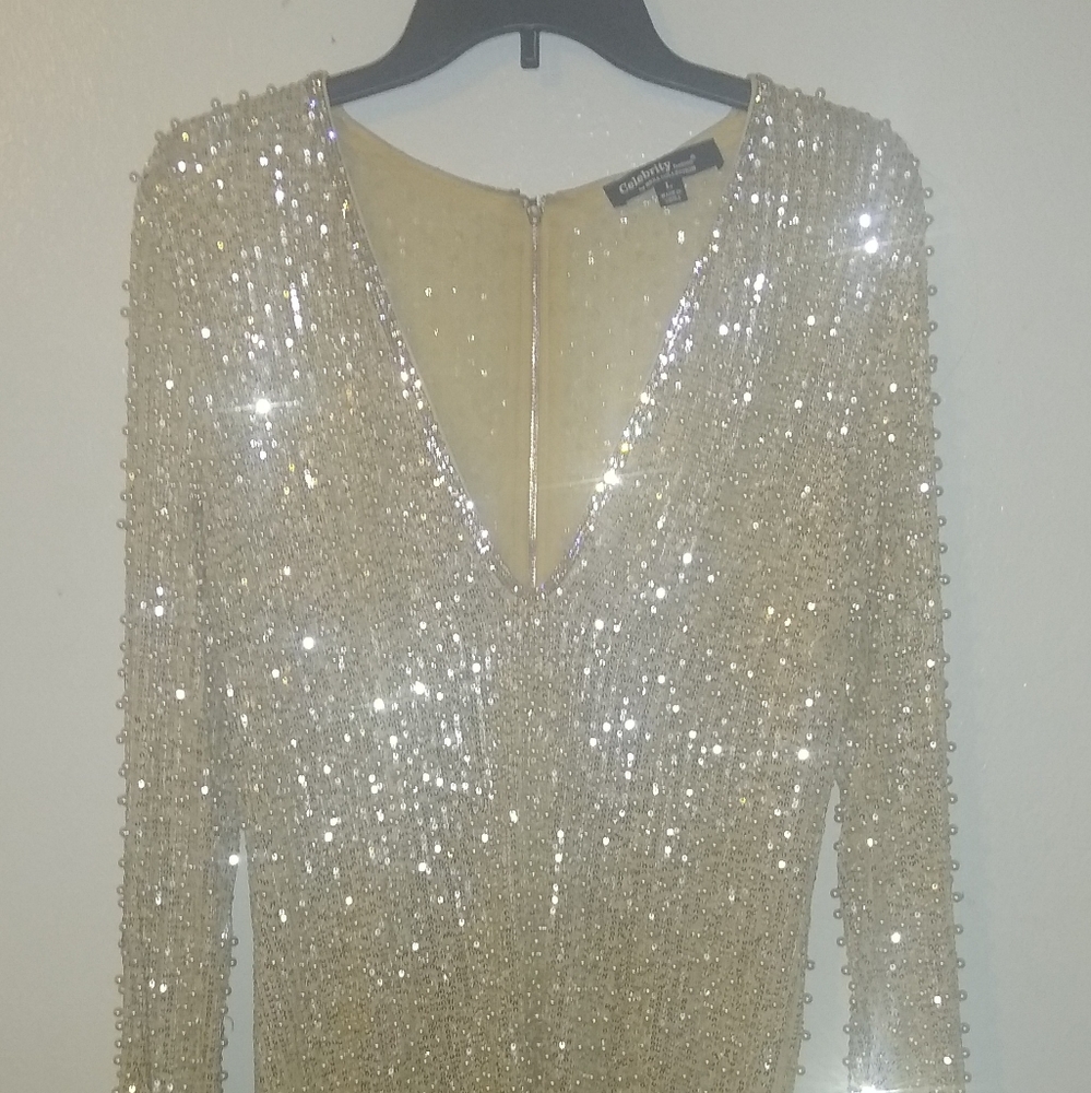 Exquisite Champagne Pearl Dress Size Large with stretch material